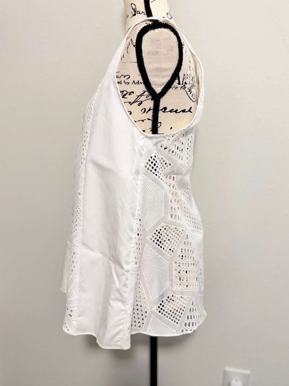Amanda Uprichard Halter Camisole Nantucket Eyelet Sz M White Summer Quiet Luxury - Picture 5 of 16